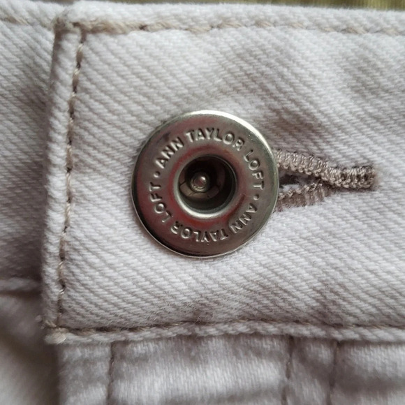 Loft Original Bootcut Jeans Women's 8 White with Constrast Thread Denim Casual - Picture 10 of 12